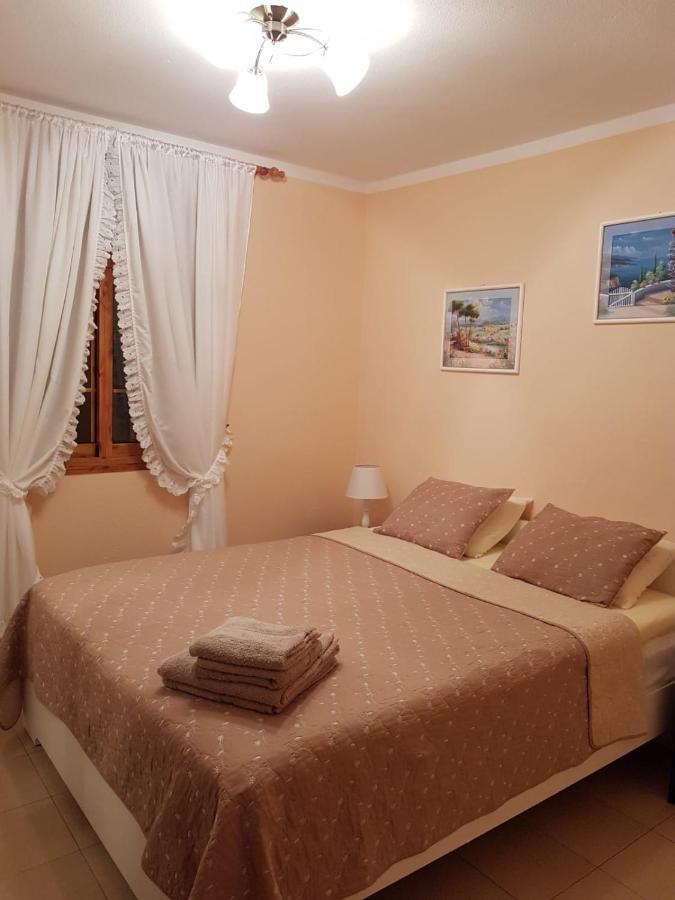 Buganvillas Costa Adeje  Exteriör bild